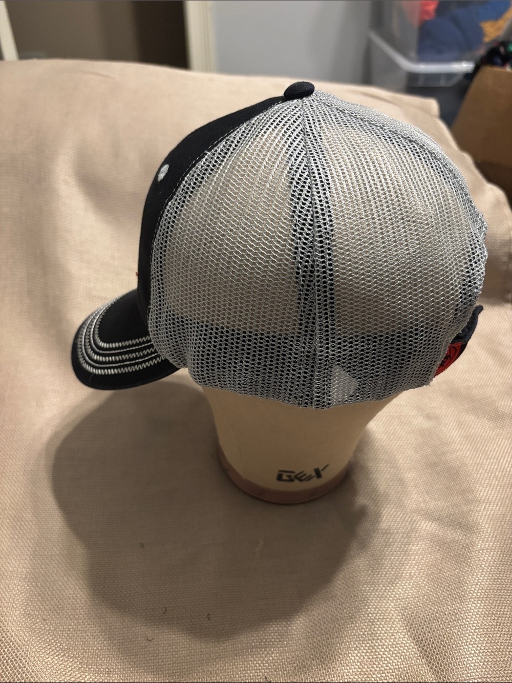 Ariat Logo Mesh Trucker Hat - Picture 5 of 8